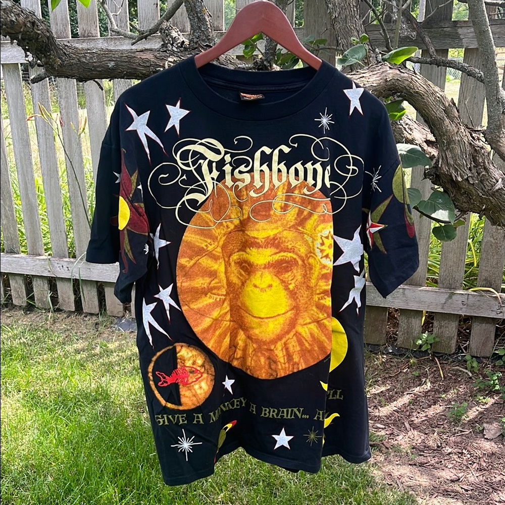 Fishbone Give a monkey a brain Vintage Tshirt